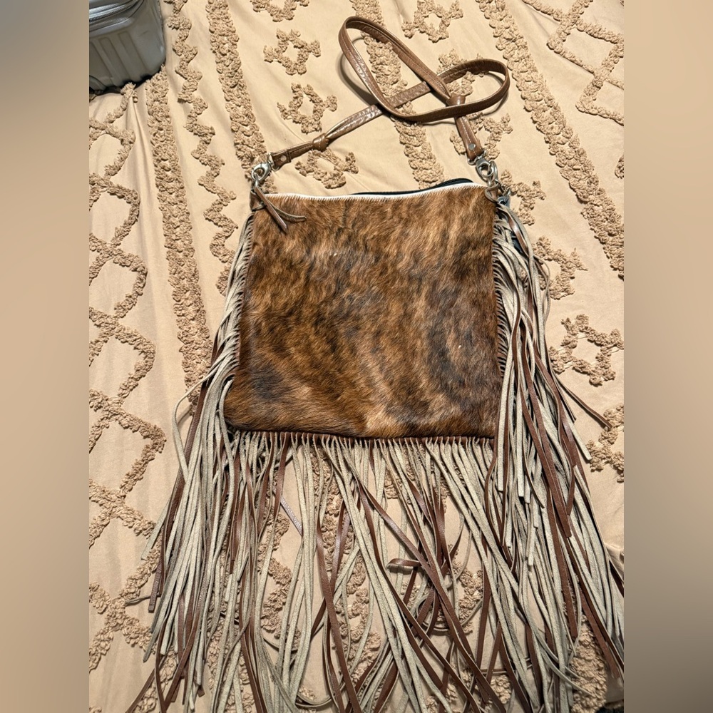 HCC CROSSBODY